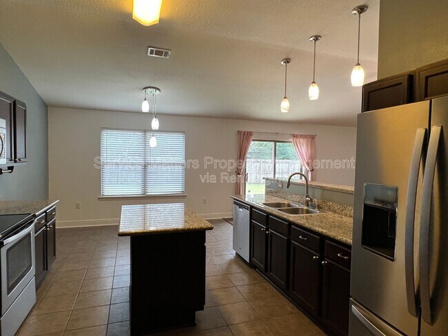 Building Photo - 6175 Chester Dr