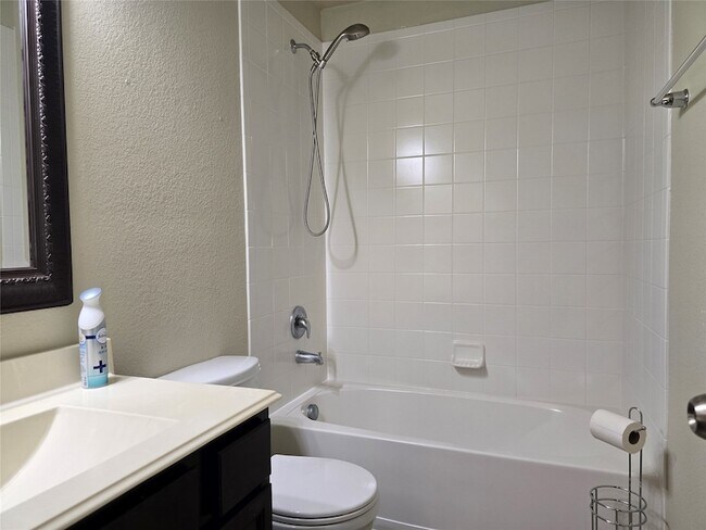 Building Photo - 12525 Canyon Hill Drive