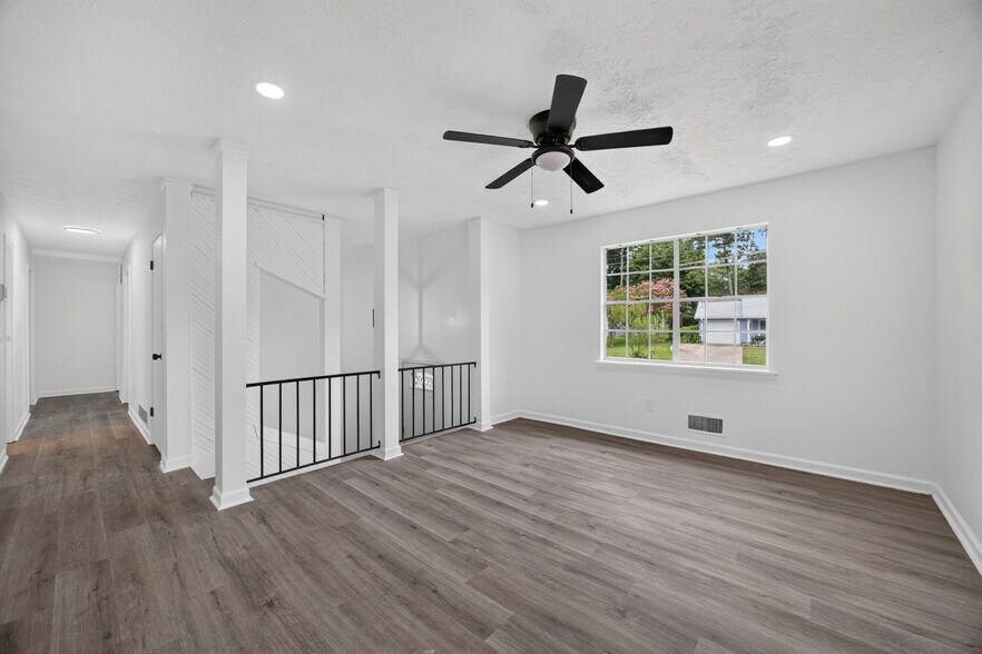 Building Photo - 9175 Settlers Grove Rd NE
