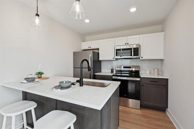 Building Photo - Brand New & Move-In Ready!