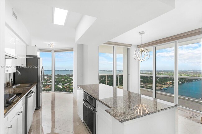 Building Photo - 4779 Collins Ave