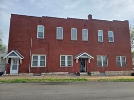 Building Photo - 313 Quincy St