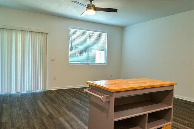 Building Photo - 38061 Elby Ln