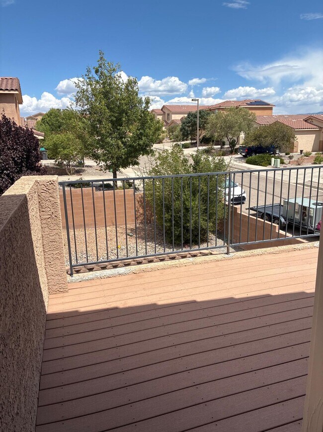 Building Photo - 2217 Violeta Cir SE