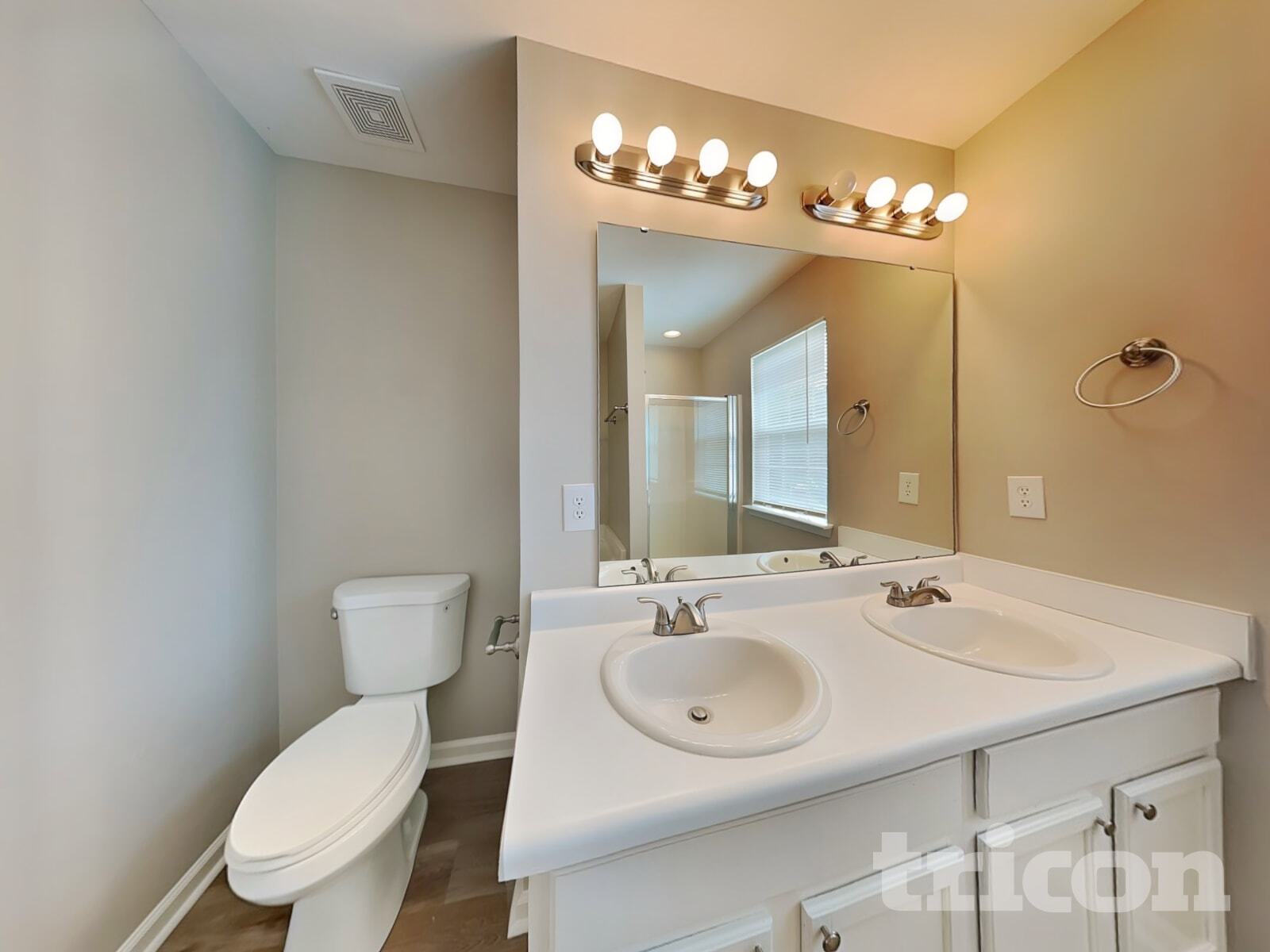 Building Photo - 5820 Bryanstone Pl