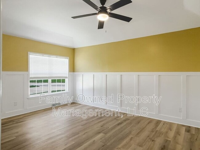 Building Photo - 23 Shadowmoss Pkwy