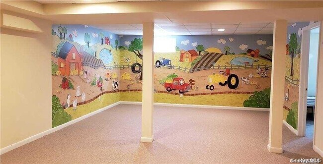 Building Photo - 28 Carley Ave