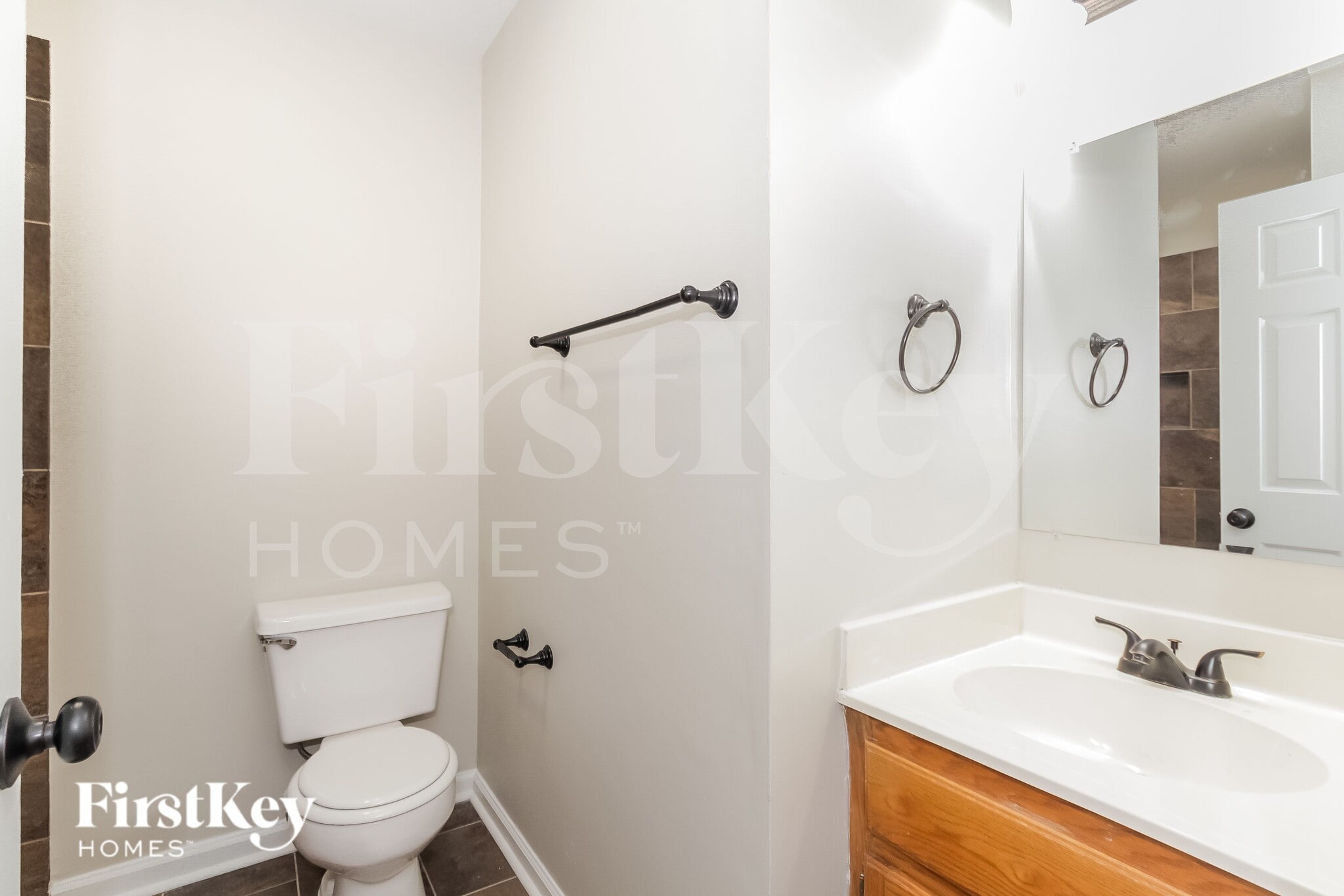 Building Photo - 6202 Suntrace Way