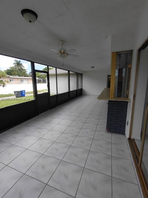 Building Photo - 5115 W Park Rd