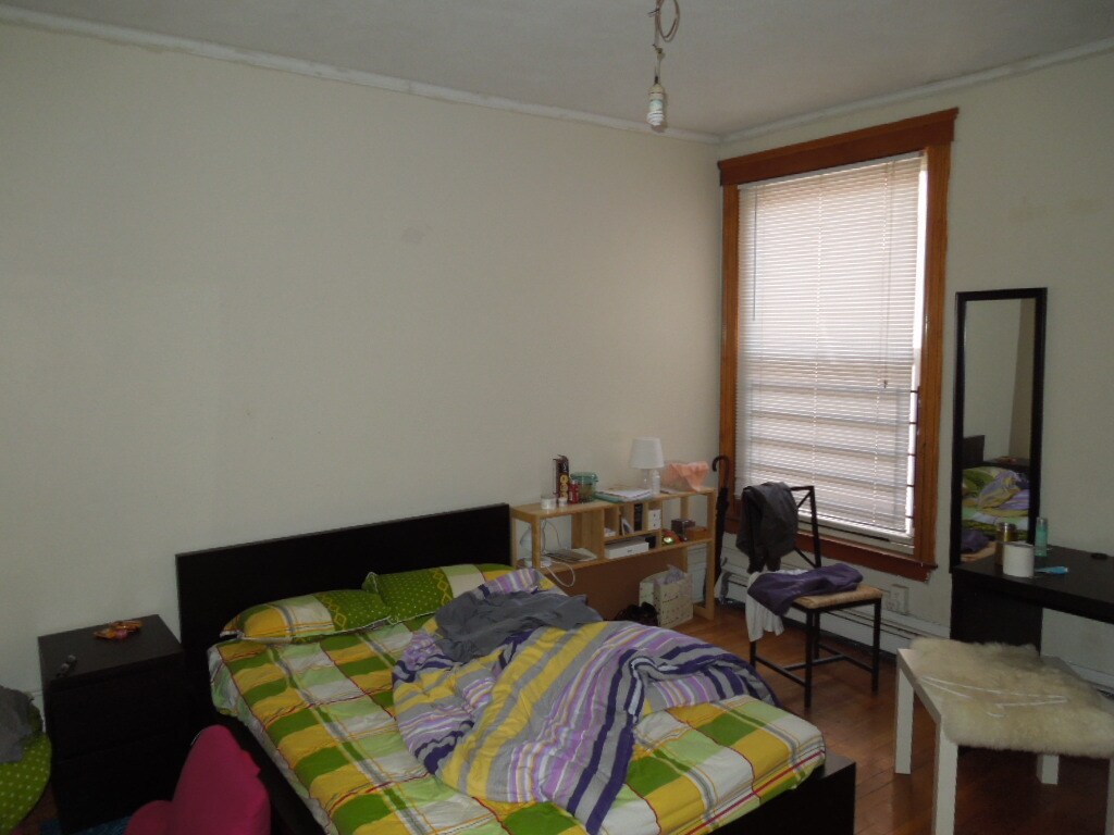 Building Photo - 132 Glenville Ave