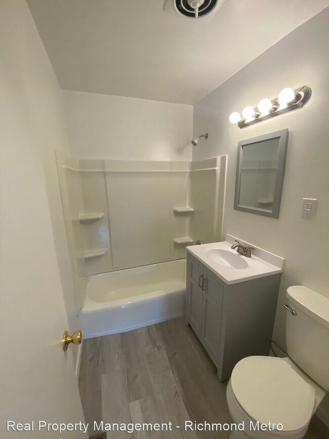 Building Photo - 3 br, 1.5 bath House - 1005 Kinney Street