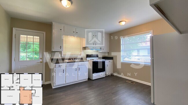 Building Photo - Silver Lake Duplex