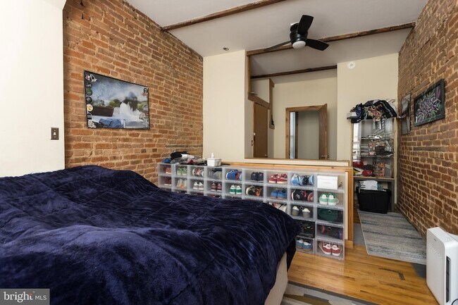 Building Photo - 2929 Miles Ave