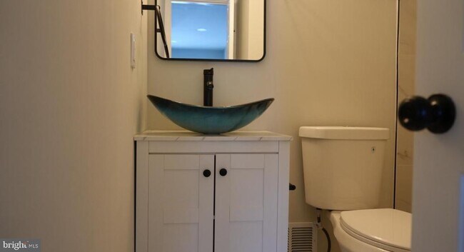 Building Photo - 5114 Montgomery Rd