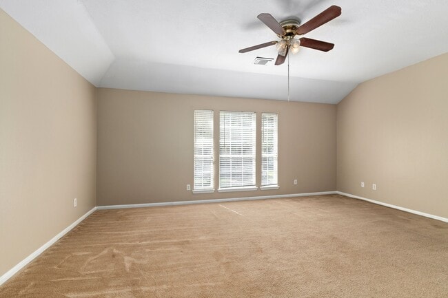 Building Photo - 16126 Taloncrest Dr