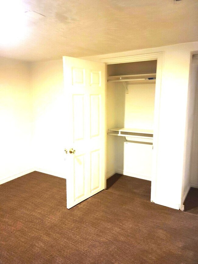 Building Photo - 1121 15th St