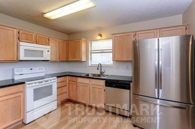 Building Photo - 4805 Frontier Trail