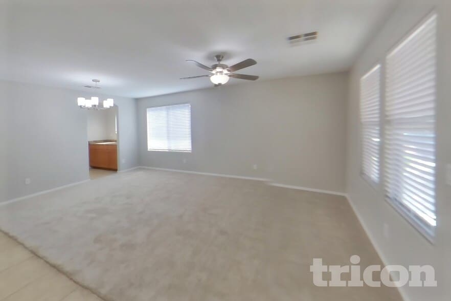 Building Photo - 3868 W Goldmine Mountain Dr