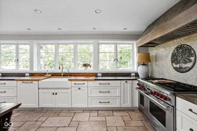 Building Photo - 7777 Spring Mill Rd