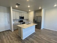 Building Photo - Updated 3 Bedroom Townhome Available July