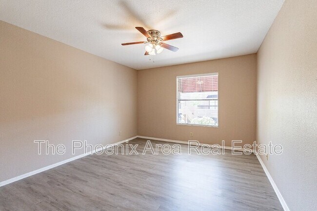 Building Photo - 16657 E Gunsight Dr