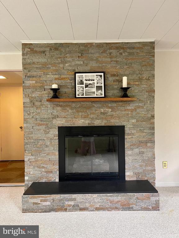 Building Photo - 9808 Forest Grove Dr