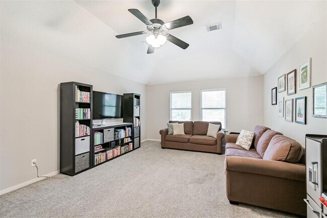 Building Photo - 3602 Pine Stream Dr