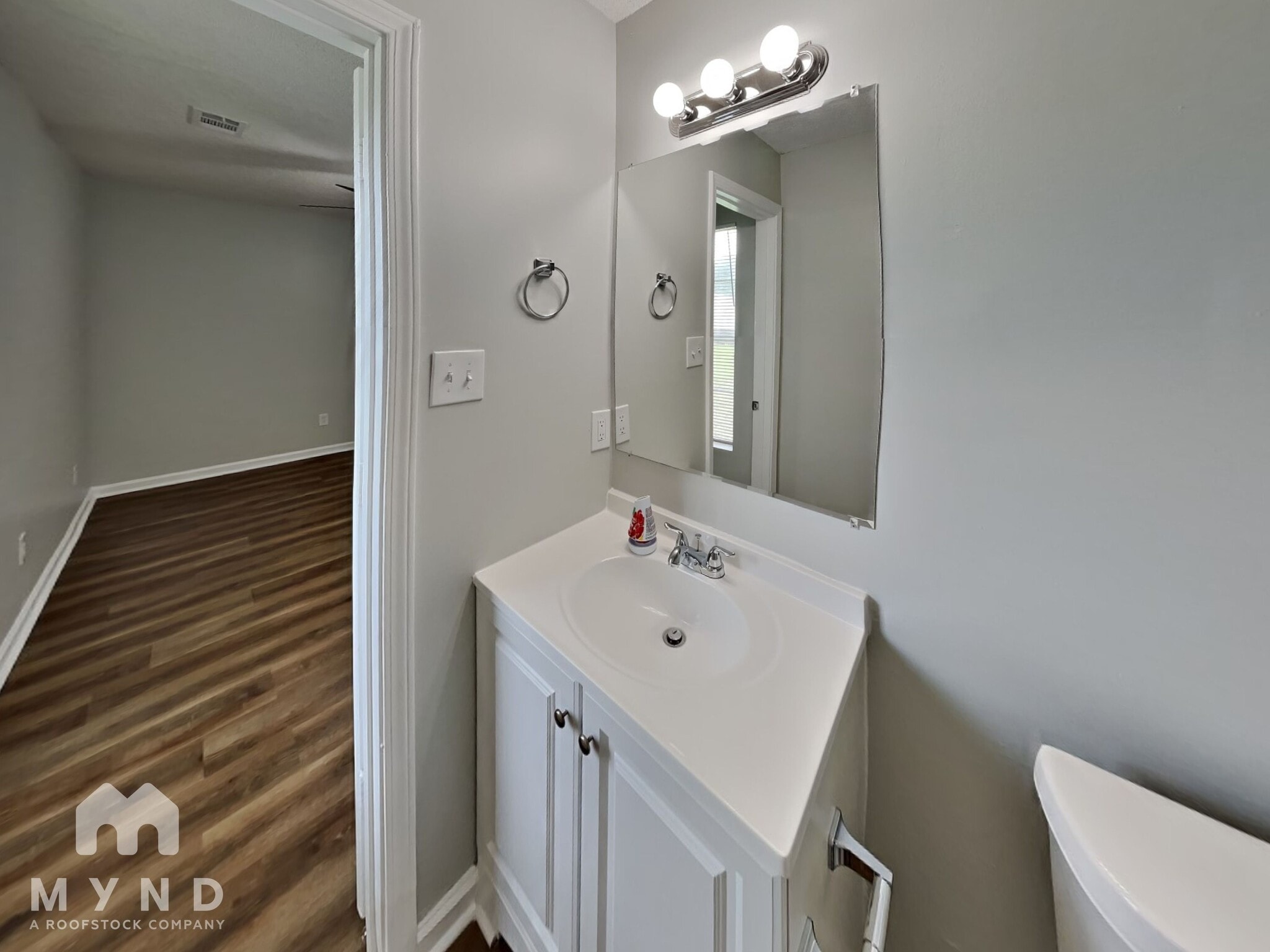 Building Photo - 4271 Wagon Trail Cove