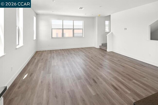 Building Photo - 2802 Chattleton Ln