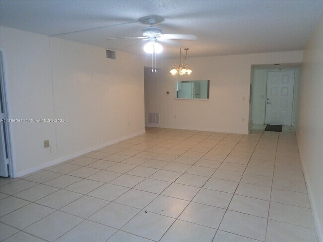 Building Photo - 901 SW 138th Ave
