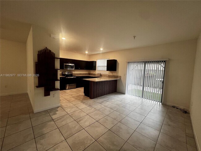 Building Photo - 11989 SW 150th Pl