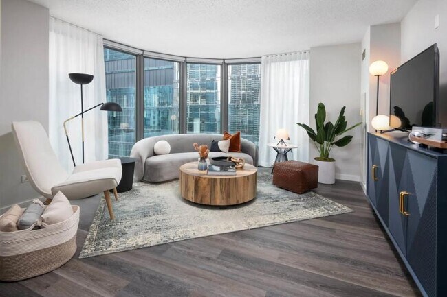 Building Photo - 1 bedroom in Chicago IL 60601