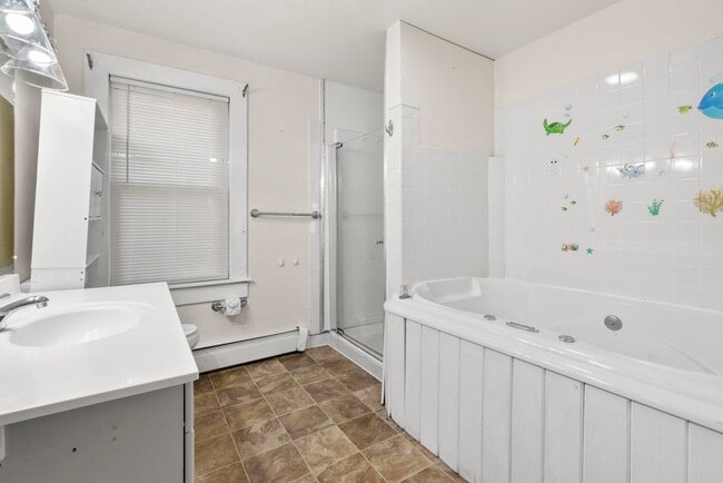 Building Photo - 25 Salem St