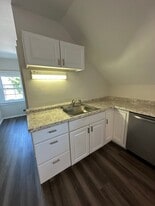 Building Photo - 4173 Forest Ave