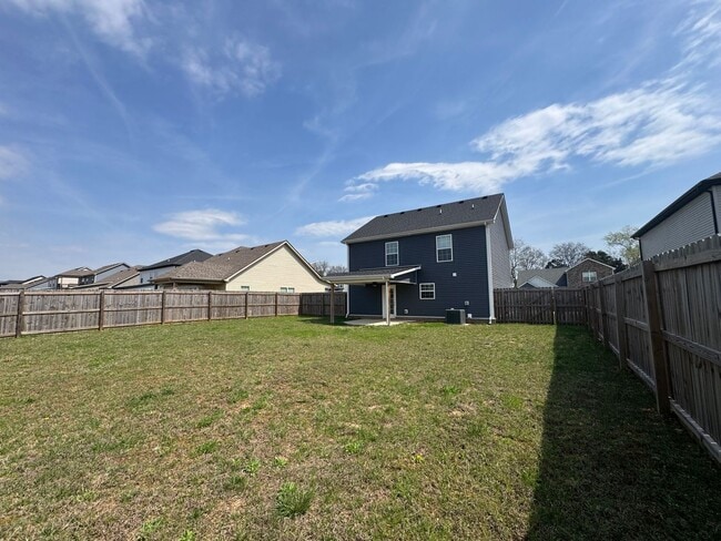 Building Photo - Gorgeous Single Family Home