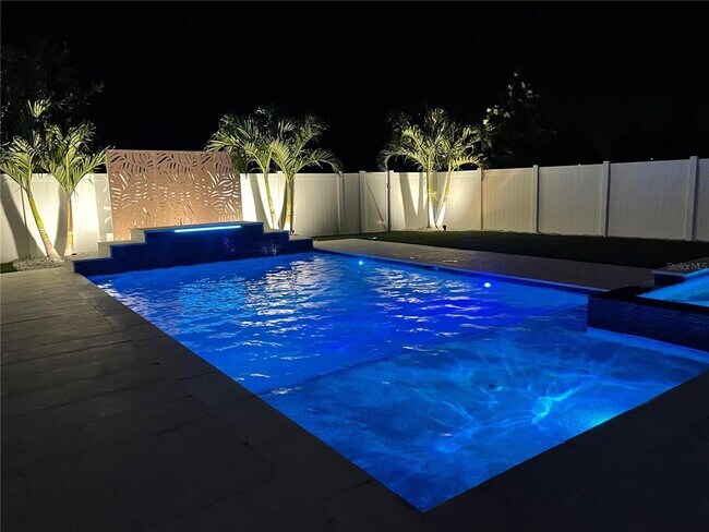 Building Photo - 6160 Hamlin Reserve Blvd