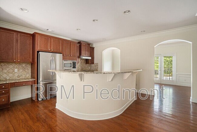 Building Photo - 2786 Birch Grove Ln SE