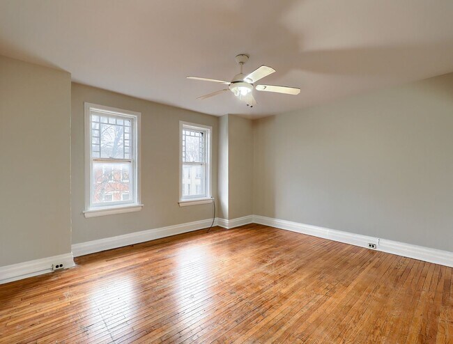 Building Photo - 203 Hamilton St