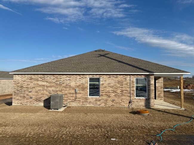 Building Photo - *Pre-leasing* BRAND NEW Three Bedroom | Tw...