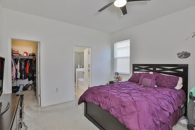 Building Photo - 10546 Medford Lakes Dr