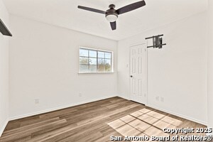 Building Photo - 1687 Fir Cir