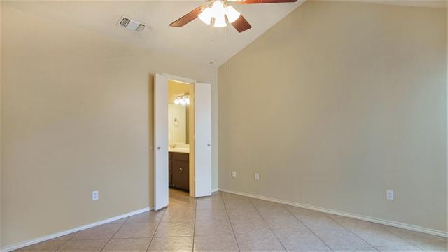 Building Photo - 7600 Silveridge Dr