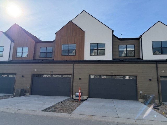 Building Photo - 2351 N Paradise Flt Ln