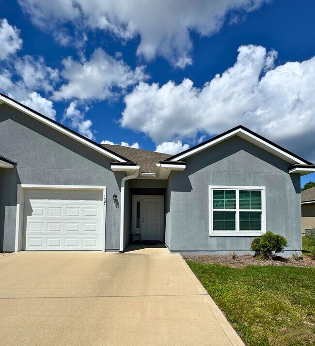 Building Photo - 3/2 Close to base with landscaping included!