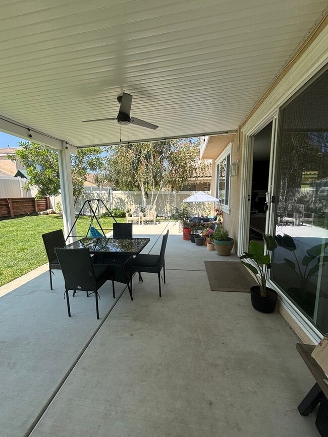 Building Photo - Beautiful 4- Bedroom Home