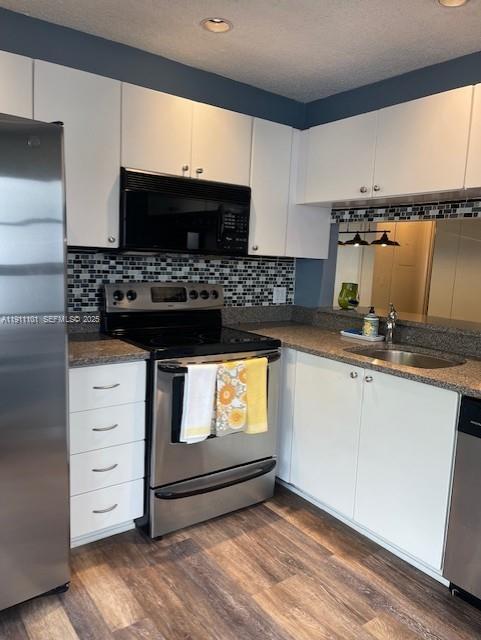 Building Photo - 20900 Leeward Ct