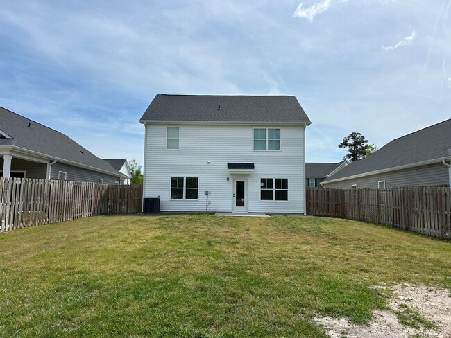 Building Photo - The Landing at Lewis Creek | 4 bedrooms, 2.5 baths