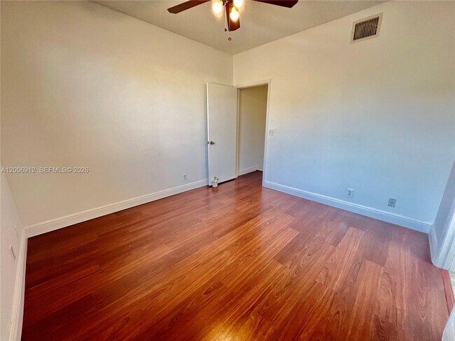 Building Photo - 1387 Barcelona Way