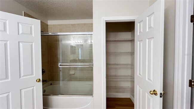 Building Photo - 16834 Sunrise Vista Dr