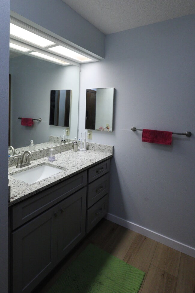 Building Photo - 7657 S Monaco Cir W